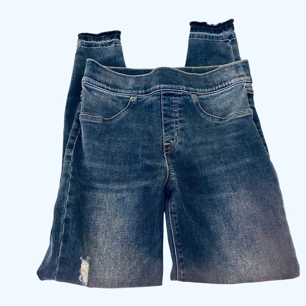 Spanx Pull On Distressed Jean‎ Raw Hem Jegging size Small